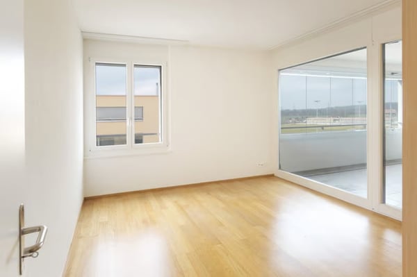 Zentral gelegene 4 1/2 Zimmerwohnung 3.OG im beliebten Hertiquartier 9