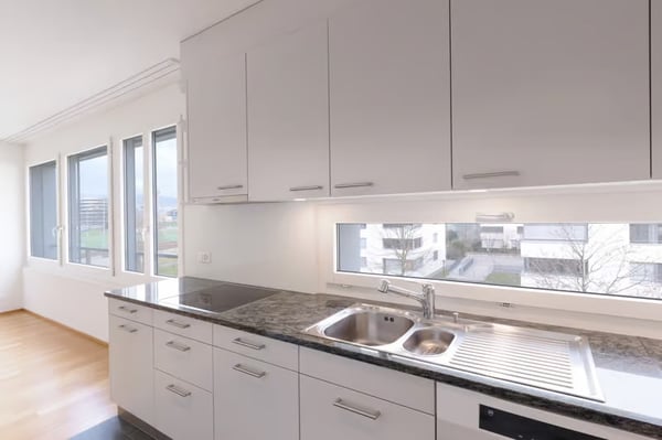 Zentral gelegene 4 1/2 Zimmerwohnung 3.OG im beliebten Hertiquartier 14