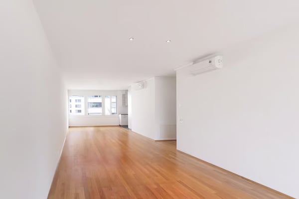 Zentral gelegene 4 1/2 Zimmerwohnung 3.OG im beliebten Hertiquartier 1