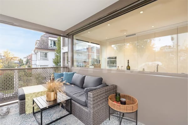 Helle 3.5-Zimmer-Wohnung mit Balkon und Garage in Zürich-Hottingen 7