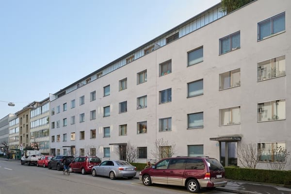 Helle 2.5-Zimmer-Wohnung mit Balkon und Garage in Basel 7