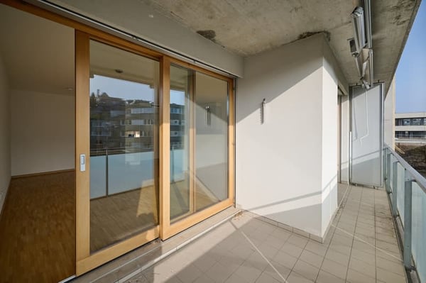 Helle 2.5-Zimmer-Wohnung mit Balkon und Garage in Basel 11