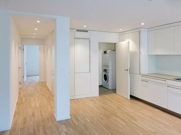 Helle 3.5-Zimmer-Wohnung mit Balkon in Basel – sofort verfügbar 3