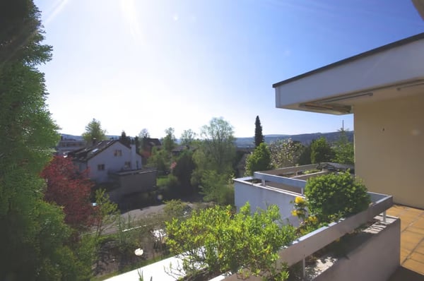 3.5-Zimmerwohnung mit toller Aussicht und Sauna 2