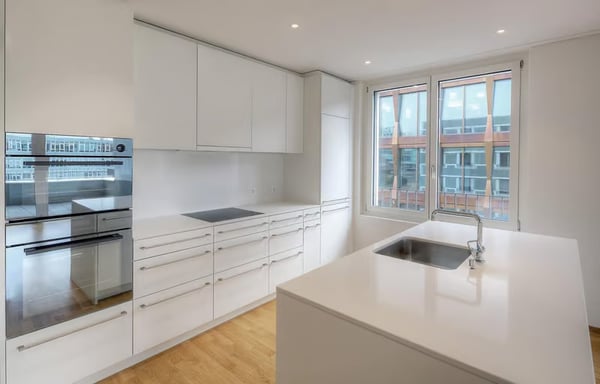 Helle 4.5-Zimmer-Wohnung mit Balkon und Garage in Aarau – ab sofort verfügbar 3