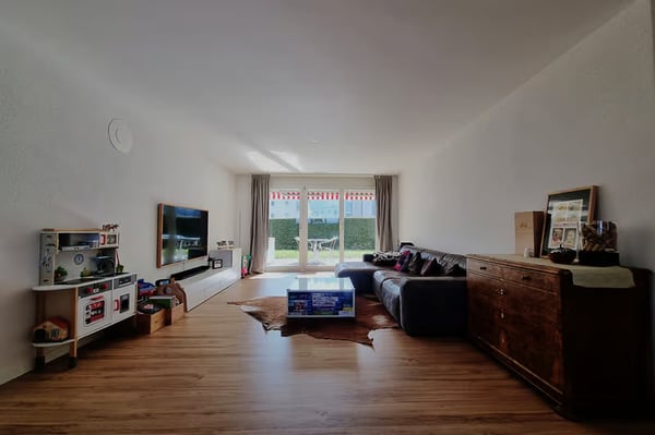 Helle 4.5-Zimmer-Wohnung mit Balkon und Garage in Winterthur 5