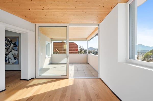 Helle 3-Zimmer-Wohnung mit Balkon und traumhafter Aussicht in Luzern 4