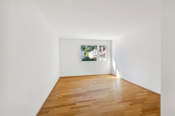 Helle 4.5-Zimmer-Wohnung mit Balkon und herrlicher Aussicht in Baden 11