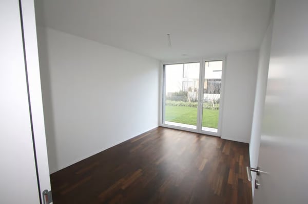 Helle 4.5-Zimmer-Wohnung mit Balkon in Kloten – ab sofort verfügbar 8