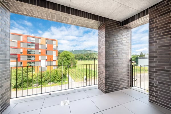 Helle 2.5-Zimmer-Wohnung mit Balkon in Adliswil – sofort verfügbar! 9