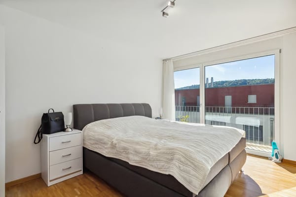 Helle 4.5-Zimmer-Eckwohnung 9