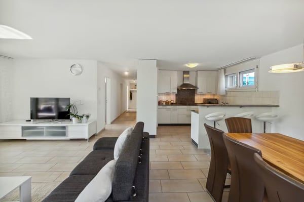 Helle 4.5-Zimmer-Eckwohnung 7