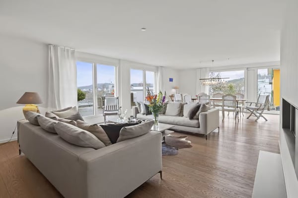 Traumhafte Terrassenwohnung über den Dächern von Winterthur 3