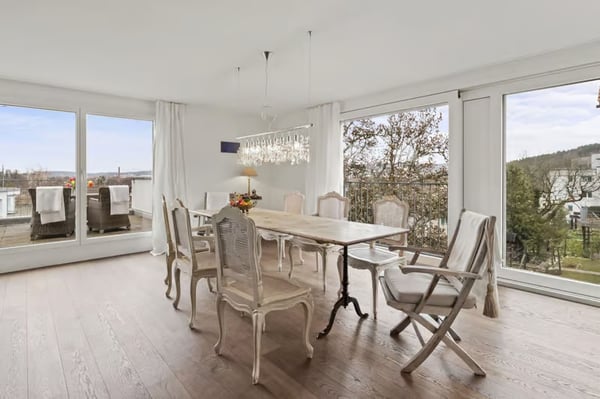 Traumhafte Terrassenwohnung über den Dächern von Winterthur 4