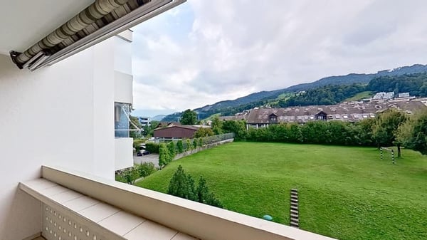 Helle 4.5-Zimmer-Wohnung mit Balkon und Aussicht in Kriens 8