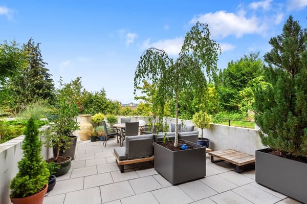 Helle 3.5-Zimmer-Wohnung mit Balkon in Regensdorf – ab sofort verfügbar! 2