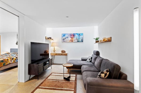 Helle 3.5-Zimmer-Wohnung mit Balkon in Regensdorf – ab sofort verfügbar! 3