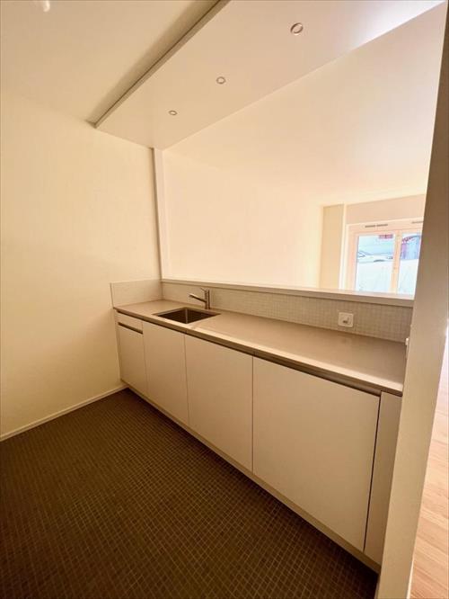 Appartement lumineux de 3.5 pièces avec balcon à Lausanne 7