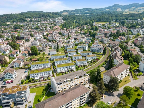 Helle 2.5-Zimmer-Wohnung mit Balkon in Hinwil – ab sofort verfügbar! 6