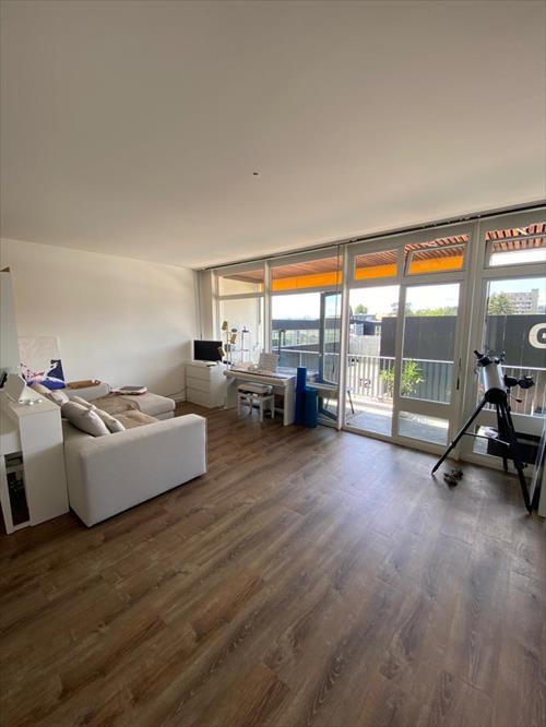 Charmant appartement de 1.5 pièces avec balcon à Genève 3