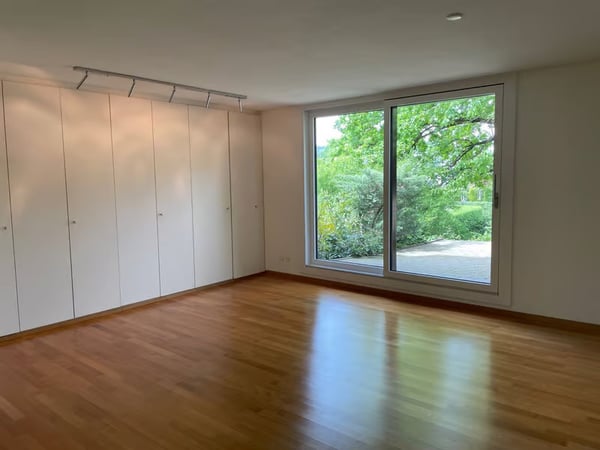 Helle 4.5-Zimmer-Wohnung mit Balkon und Garage in Thalwil – sofort verfügbar 7