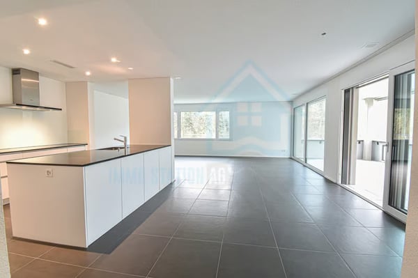 Helle 4.5-Zimmer-Wohnung mit Balkon und Garage in Zofingen 6