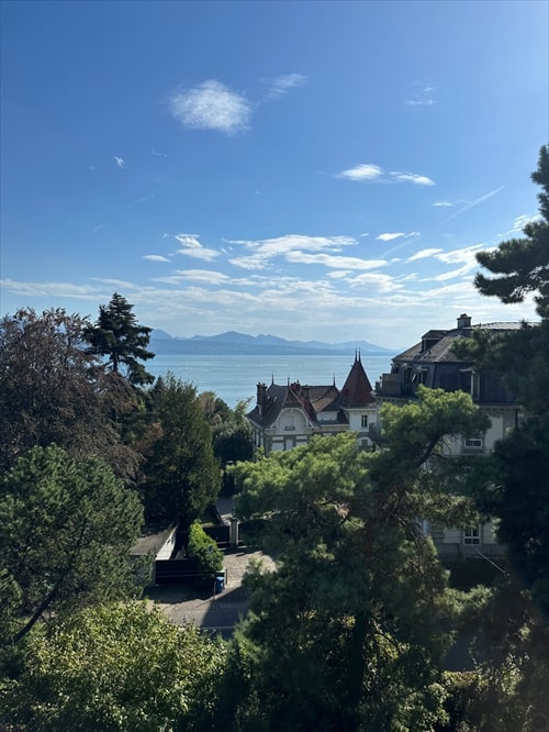 Spacieux appartement de 5 pièces avec balcon à Lausanne 5