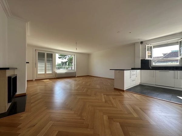 Spacieux appartement de 5 pièces avec balcon à Lausanne 3