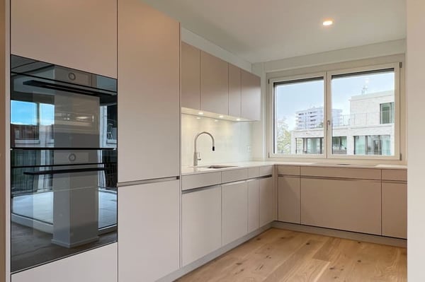 Helle 4.5-Zimmer-Wohnung mit Balkon in Binningen – ab sofort verfügbar! 6