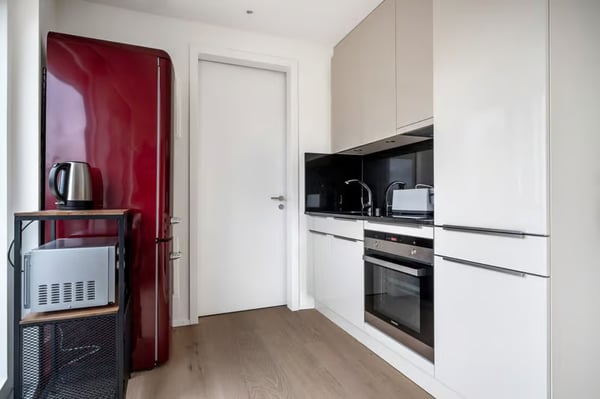 Gemütliche 1.5-Zimmer-Wohnung mit Balkon in Zürich-Binz 4