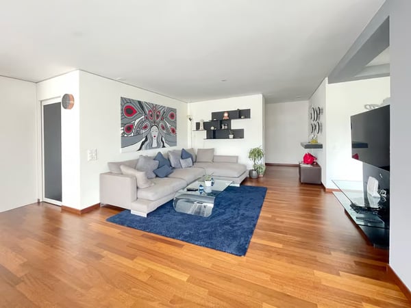 Charmante 4.5-Zimmer-Wohnung mit Balkon und herrlicher Aussicht in Locarno 9