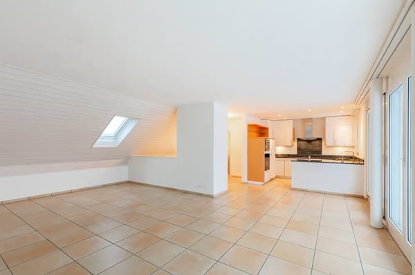 Moderne 4.5 Zimmer Attika-Maisonettewohnung 6