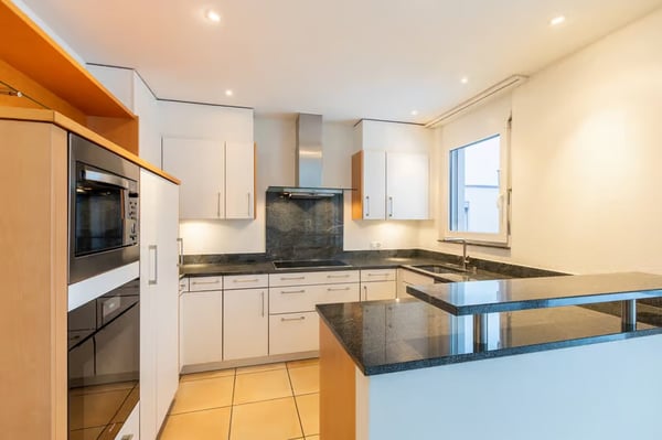 Moderne 4.5 Zimmer Attika-Maisonettewohnung 9