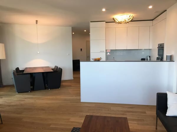 Moderne 3.5-Zimmer-Wohnung mit Balkon in Risch-Rotkreuz – ab sofort verfügbar! 5