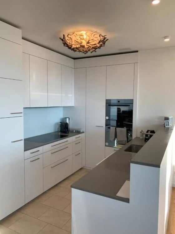 Moderne 3.5-Zimmer-Wohnung mit Balkon in Risch-Rotkreuz – ab sofort verfügbar! 2