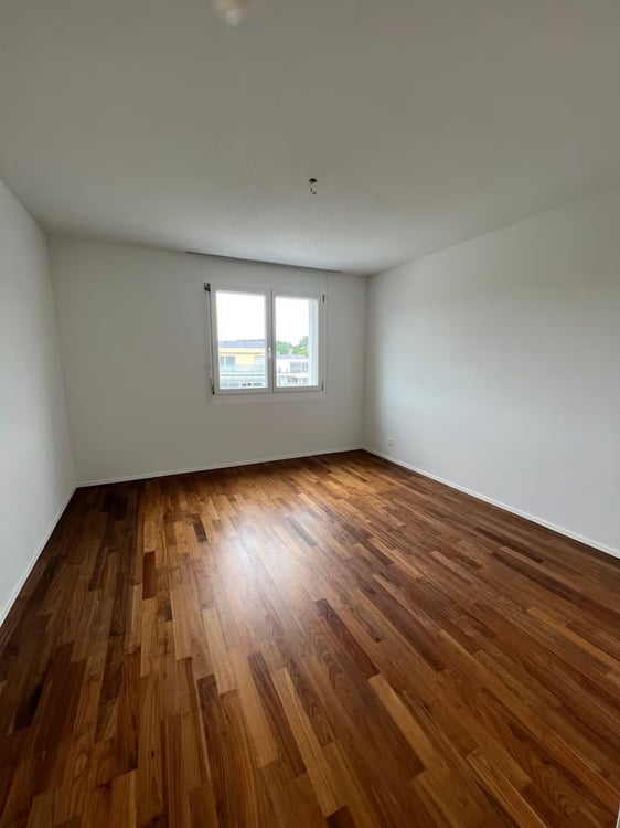 Helle 3.5-Zimmer-Wohnung mit Balkon in Olten – ab sofort verfügbar! 4