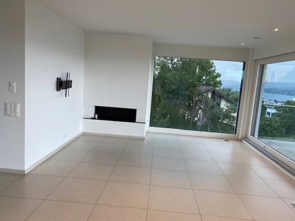 Helle 3.5-Zimmer-Wohnung mit Balkon und Aussicht in Thalwil 6