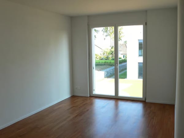 Helle 5-Zimmer-Wohnung mit Balkon in Dübendorf – ab sofort verfügbar 8