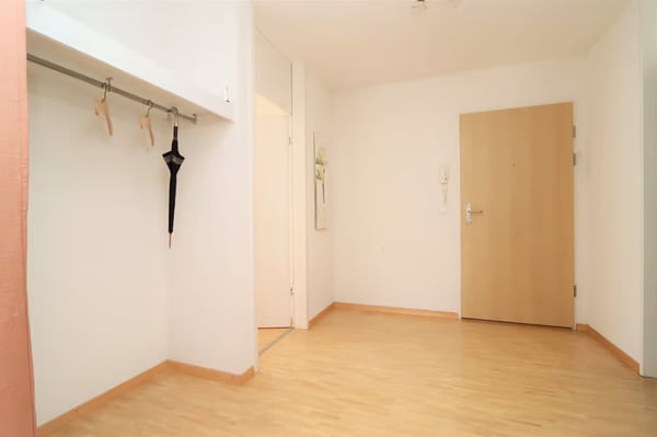 Geräumige 4.5-Zimmer-Wohnung mit Balkon in Biel – sofort verfügbar! 11