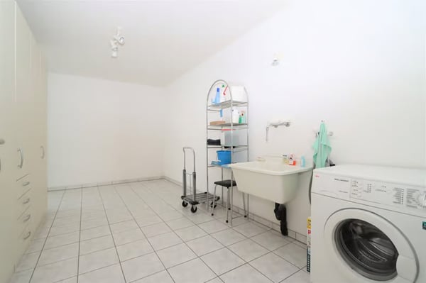 Geräumige 4.5-Zimmer-Wohnung mit Balkon in Biel – sofort verfügbar! 14