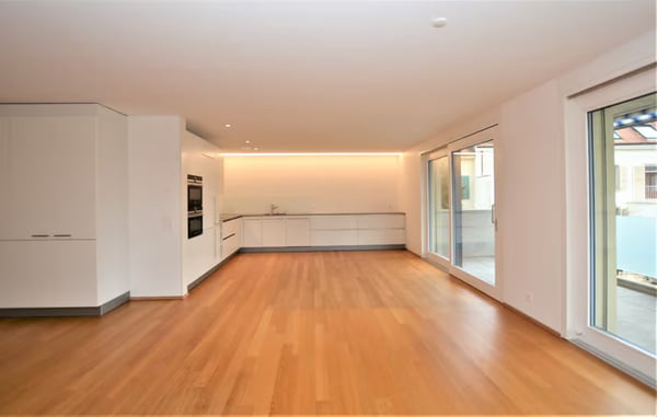 Helle 4.5-Zimmer-Wohnung mit Balkon und Garage in Basel 7