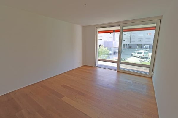 Geräumige 4.5-Zimmer-Wohnung mit Balkon in Zürich-Altstetten 3
