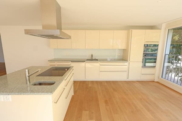 Geräumige 4.5-Zimmer-Wohnung mit Balkon in Zürich-Altstetten 15