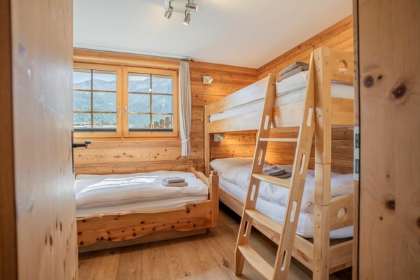 Exklusives Zweitwohnungschalet direkt an der Skipiste 20