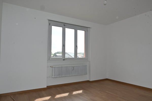 Helle 2.5-Zimmer-Wohnung mit Balkon in Bern-Bümpliz 5