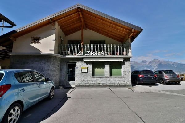 Fey - 2 Immeubles à transformer à 3 minutes d'Aproz. 4