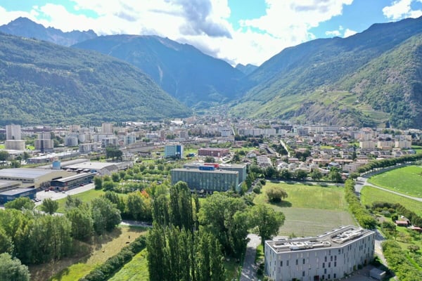 MARTIGNY - BOX/DEPOTS- Différentes tailles - Zone industrielle. 5