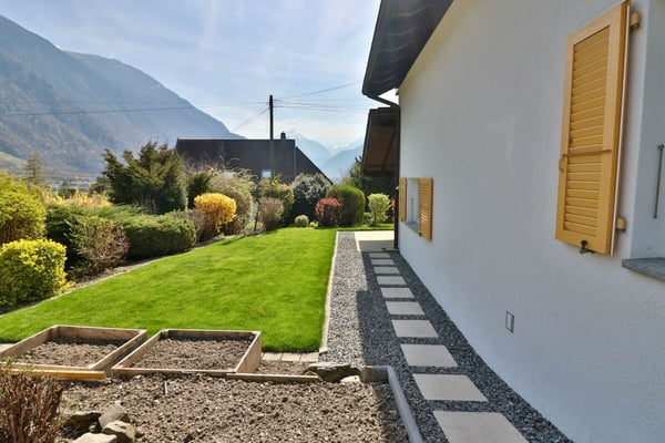Exclusivité - Magnifique villa individuelle de 8.5 pces 100% autonome en énergie. 11