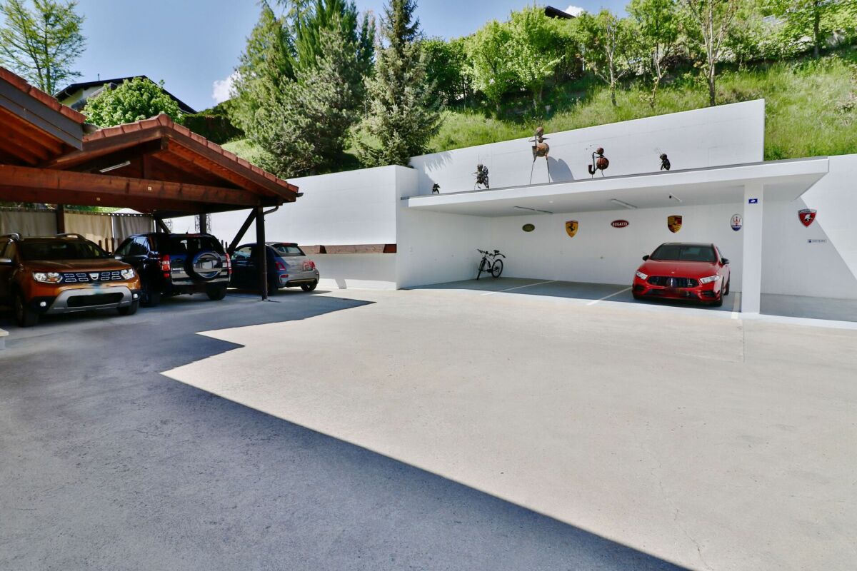 Magnifique propriété en PPE de 3 logements (6.5 pces + 3.5 pces + 2.5 pces) sur les hauts de Savièse.