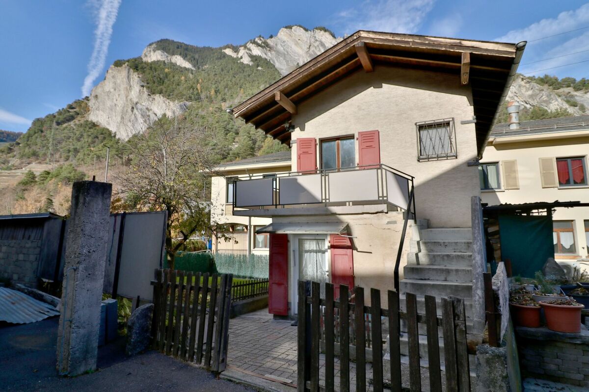 Sembrancher - Maison villageoise de charme avec fort potentiel
